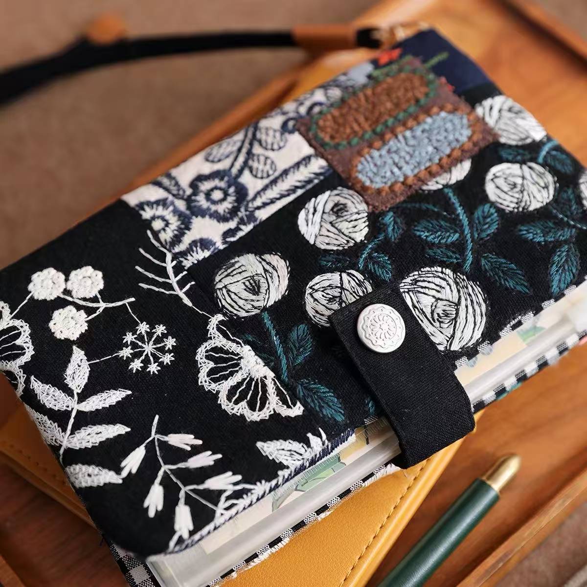 Vintage Journal Shoulder Bag