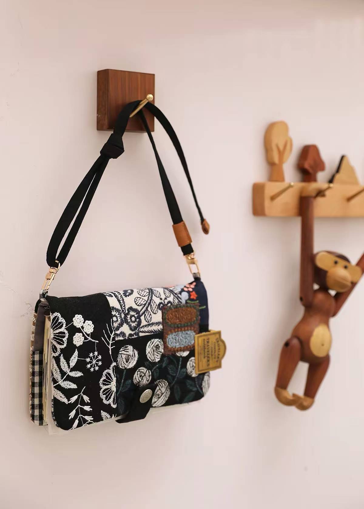 Vintage Journal Shoulder Bag